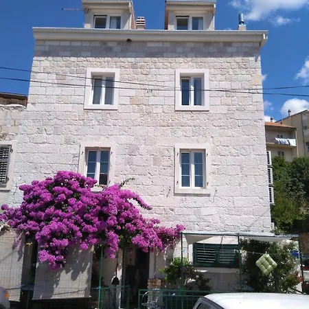 Apartment Apartman B&m2 Makarska